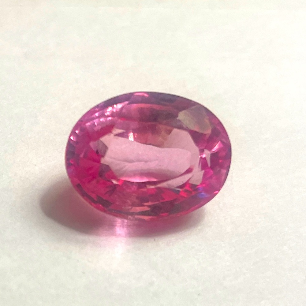 Pink sapphire gemstone 13.85 ct transparent oval cut-unheated-untreated